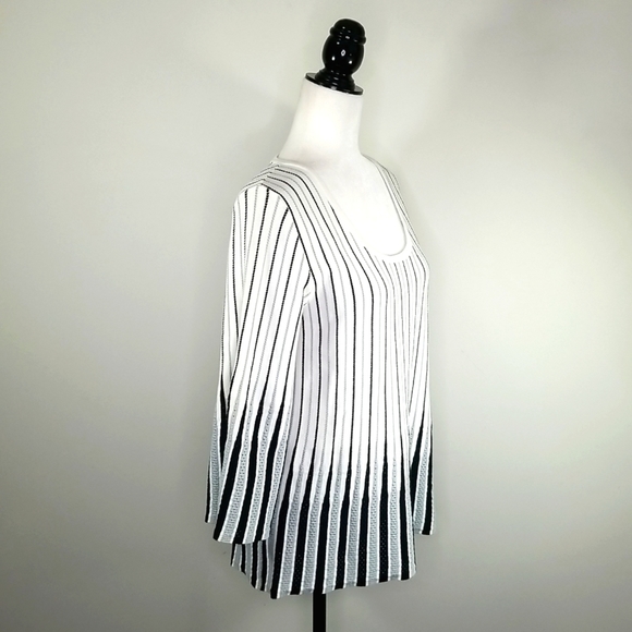 Vintage Parkhurst Women's Sweater Size M Bell Sleeve Scoop Neck Knit - Picture 5 of 8